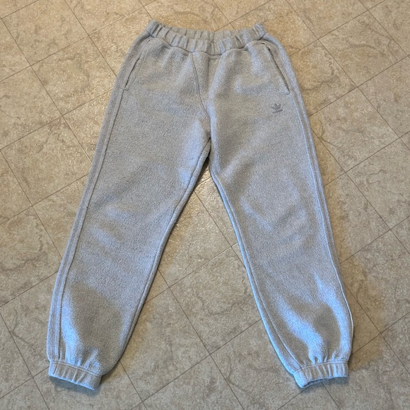 Adidas 2 Piece Set - Picture 5 of 6